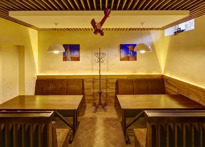 Three Crowns Leópolis